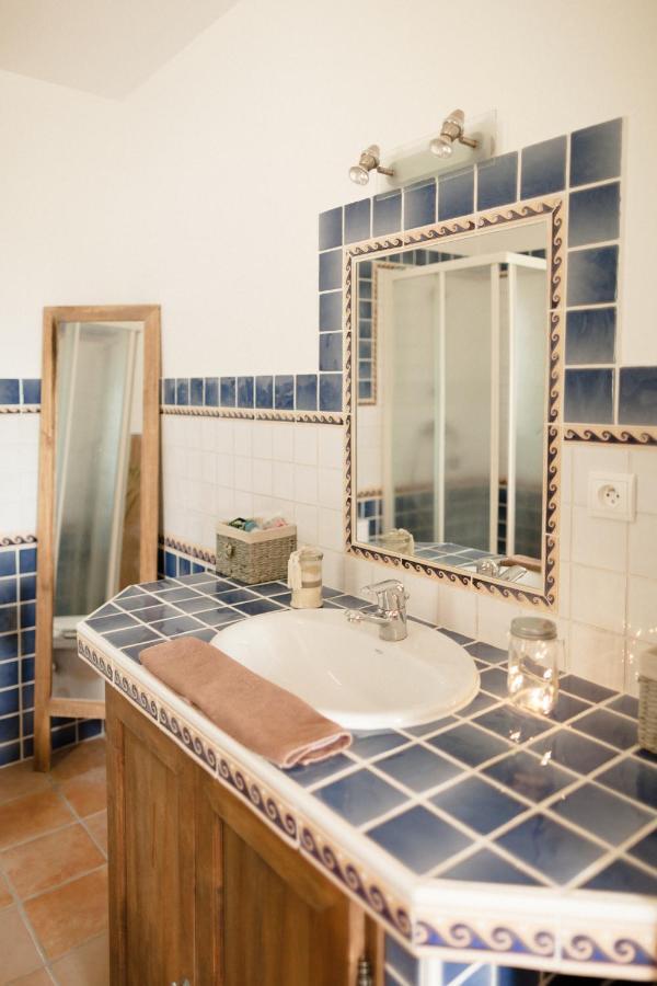Provence Dodo Bed and Breakfast Villeneuve  Δωμάτιο φωτογραφία